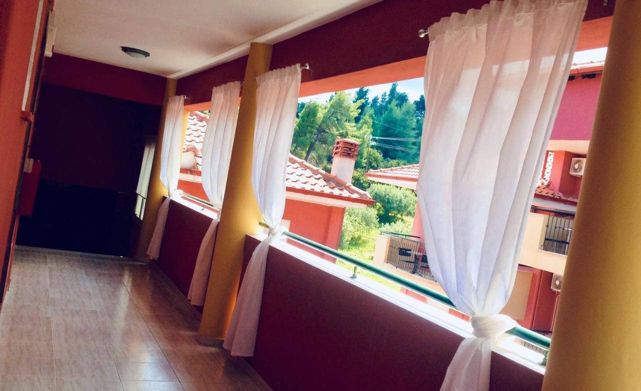 Hotel Sun Sight Pefkochori Exterior photo